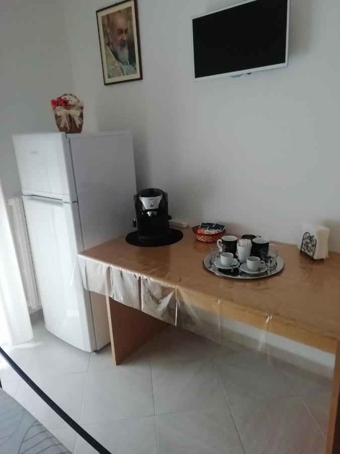 Da Luigi Locazioni Brevi Turistiche Bed and Breakfast Monopoli Exteriör bild