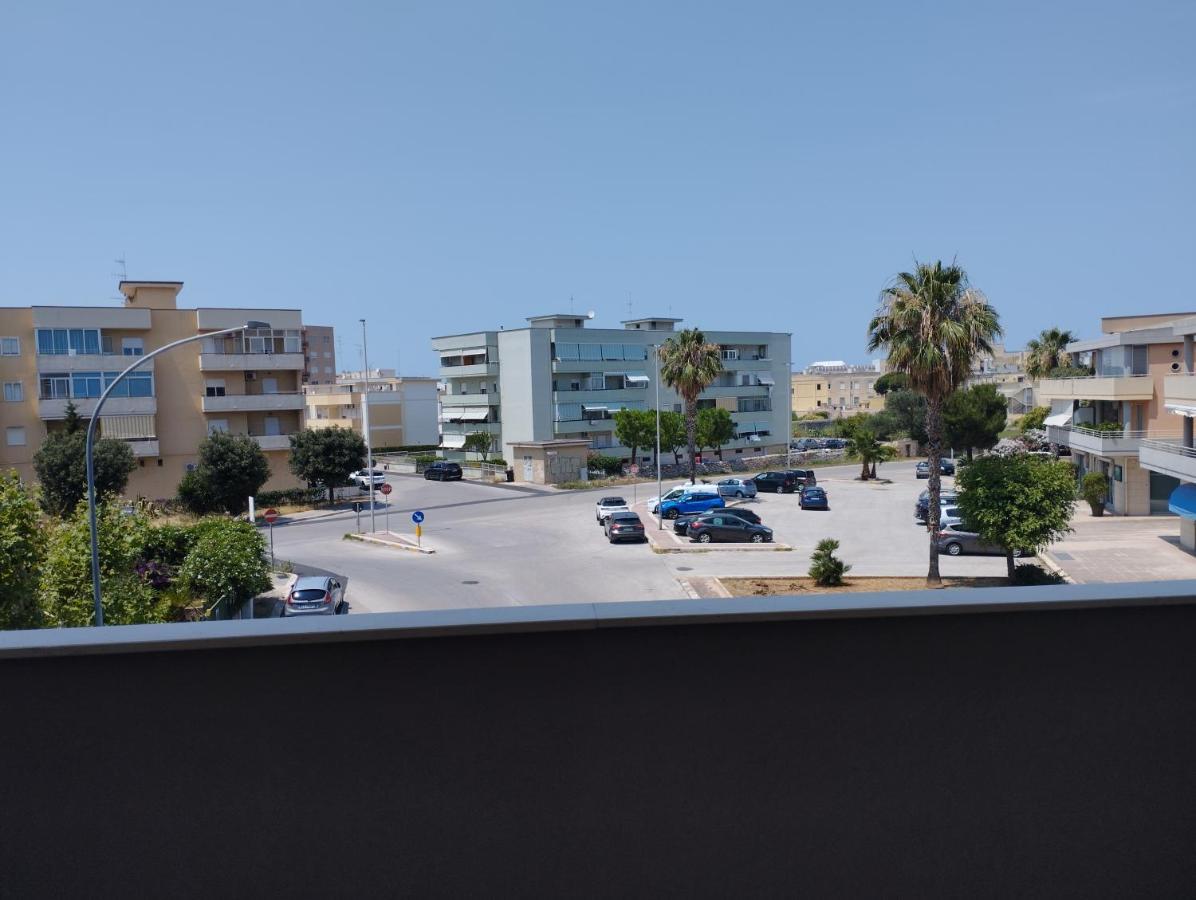 Da Luigi Locazioni Brevi Turistiche Bed and Breakfast Monopoli Exteriör bild
