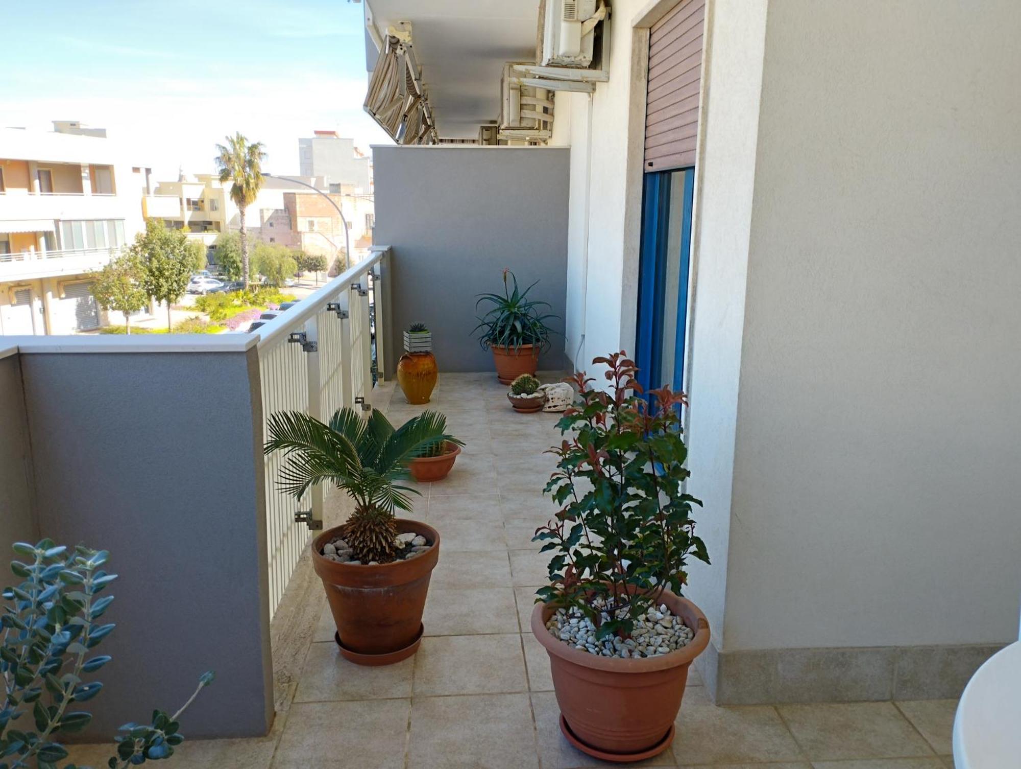 Da Luigi Locazioni Brevi Turistiche Bed and Breakfast Monopoli Exteriör bild